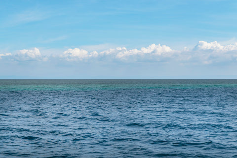 Cebu, The Philippines, horizon and colorful ocean