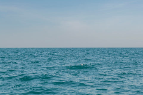 The horizon over Lake Michigan in Chicago, Illinois 