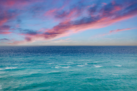 The horizon off the coast of Calabria in Diamante, Italy 