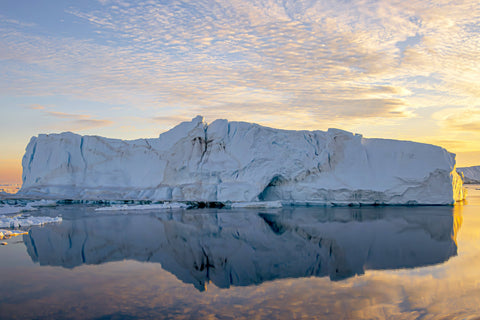Huge Ice Shelf floating in Antarctica